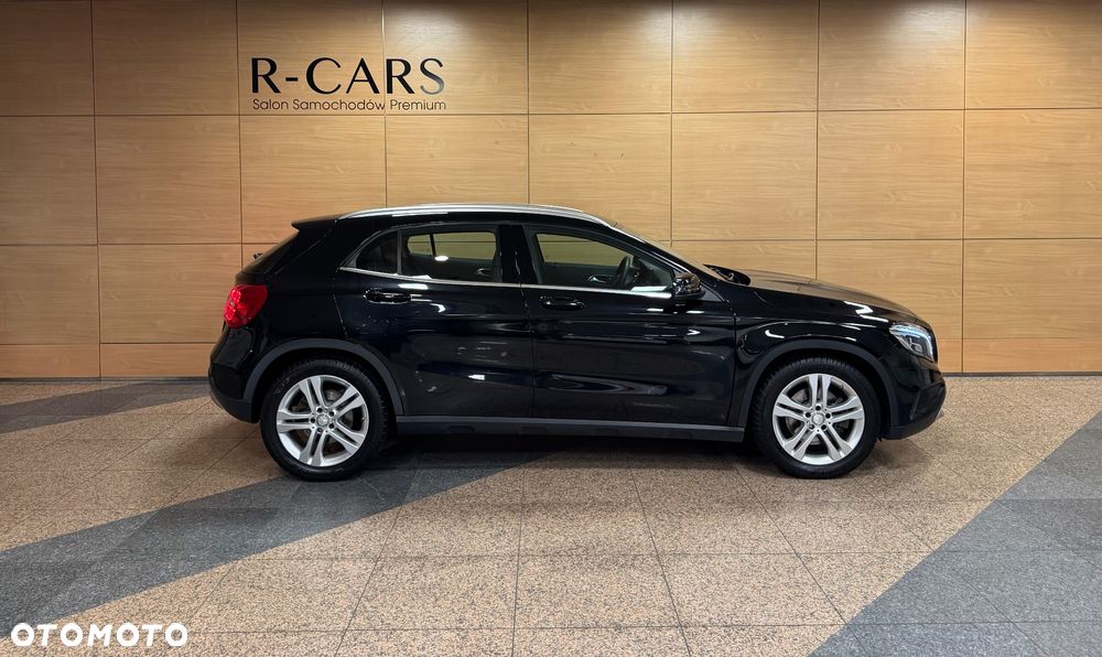 Mercedes-Benz GLA 250 4-Matic - 3