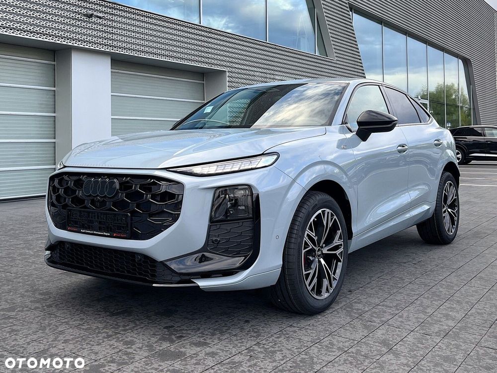 Audi Q3 Sportback - 14