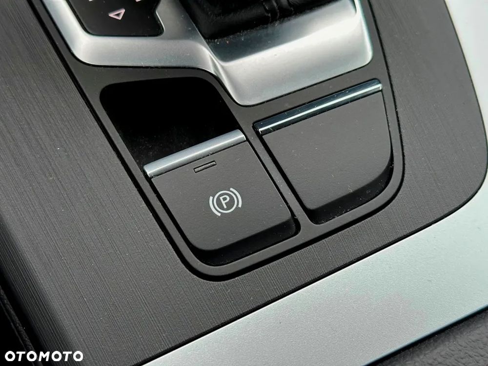 Audi Q5 50 TFSI e Quattro S tronic - 26