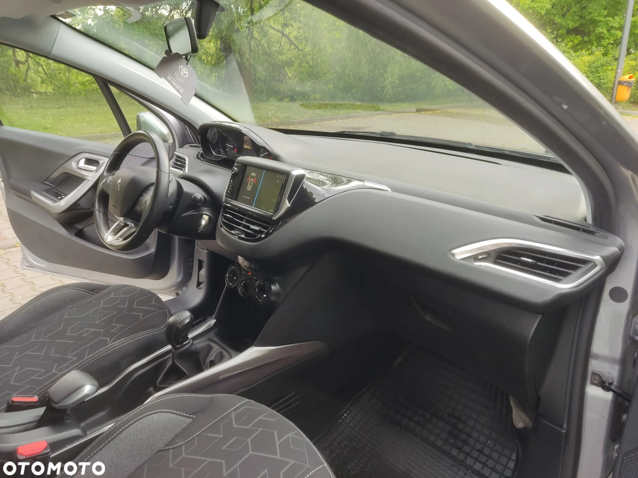 Peugeot 2008 PureTech 82 Style - 24