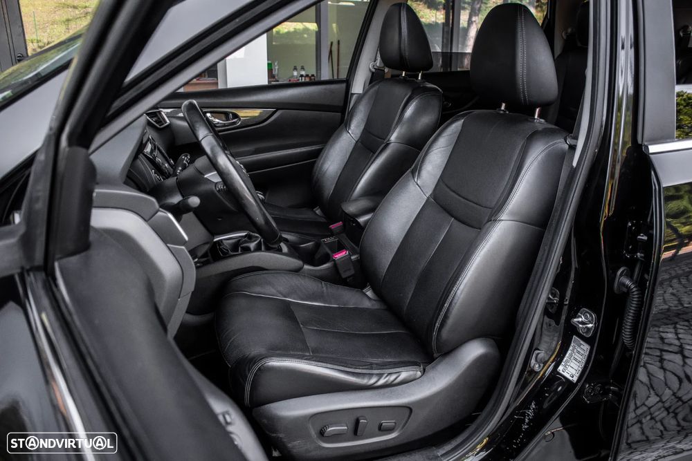 Nissan X-Trail 1.6 dCi N-Connecta - 26