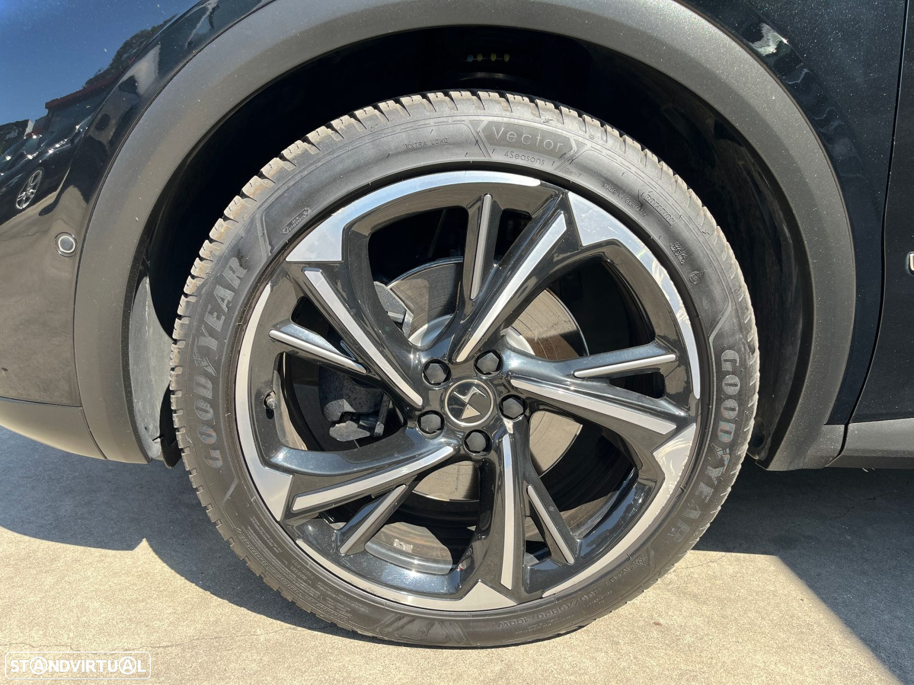 DS DS7 Crossback - 15