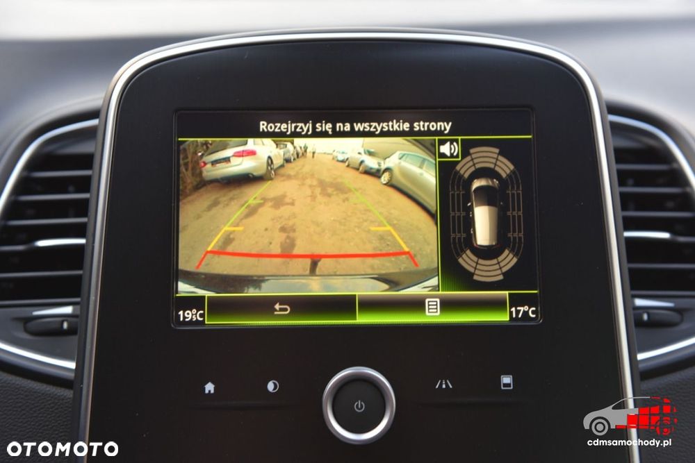 Renault Scenic - 25