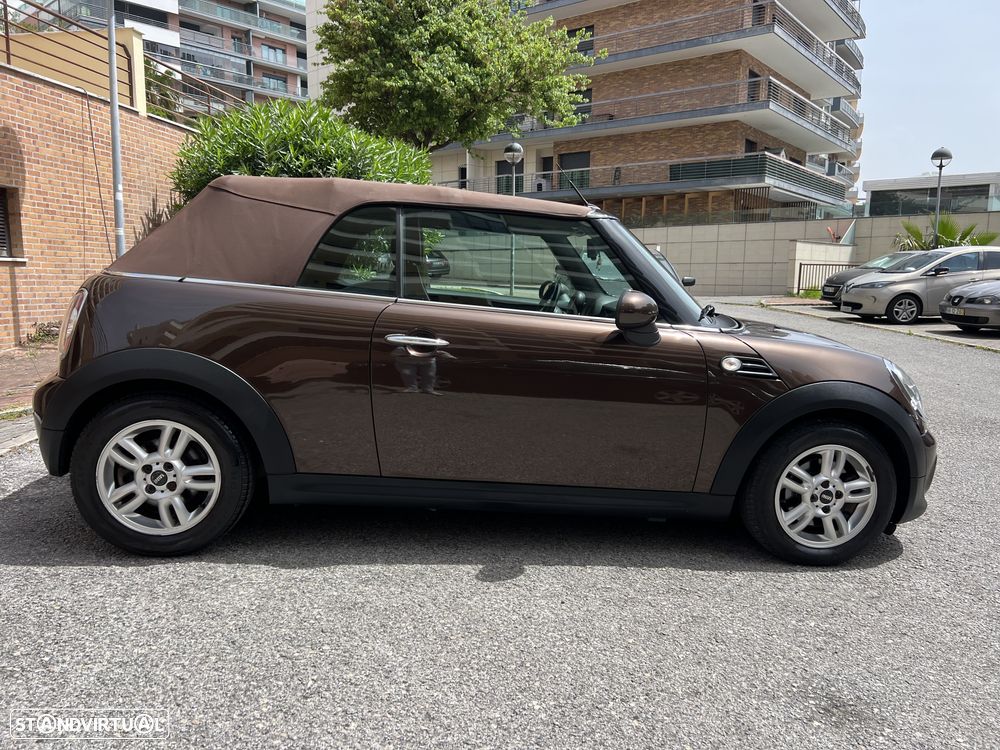 MINI Cabrio Cooper D Highgate - 6