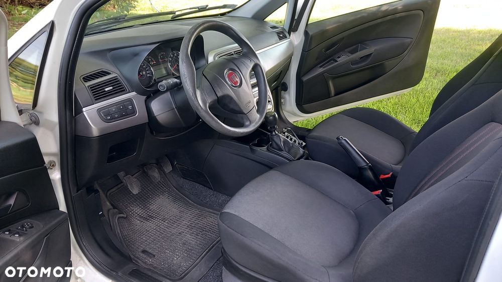 Fiat Punto 1.4 Easy S&S - 39