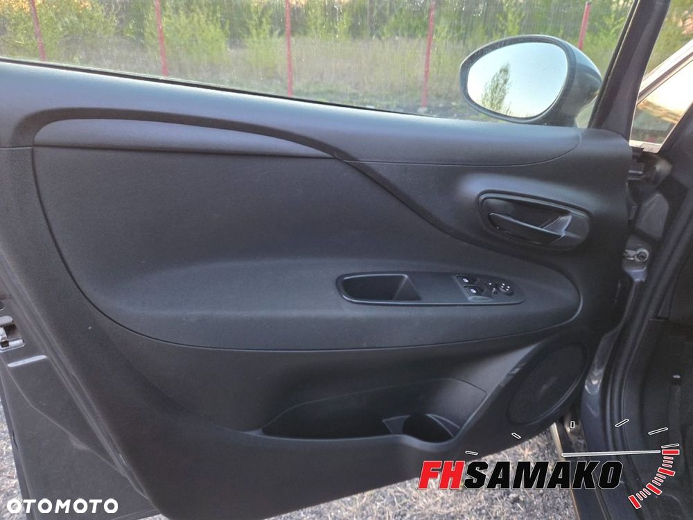 Fiat Punto 1.2 Young - 20