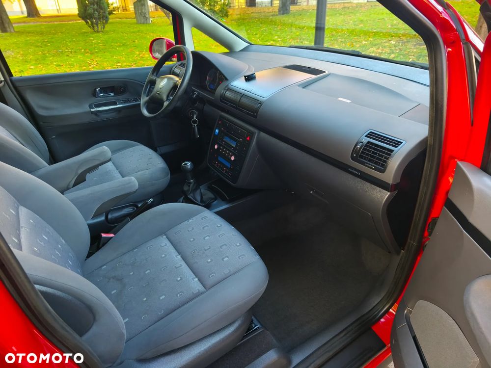 Volkswagen Sharan 2.0 TDI Basis - 18