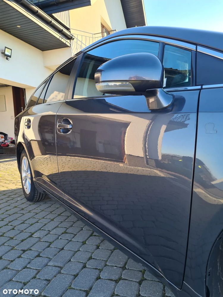 Toyota Avensis 2.0 D-4D Sol - 13