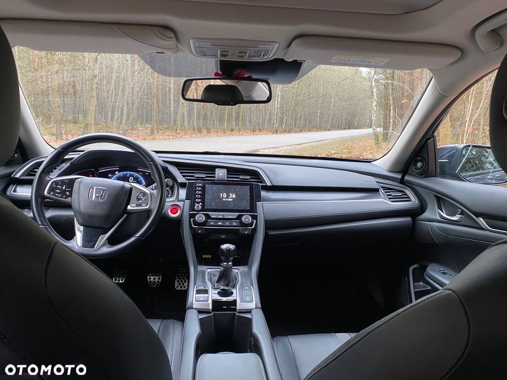 Honda Civic 1.5 T Executive - 19