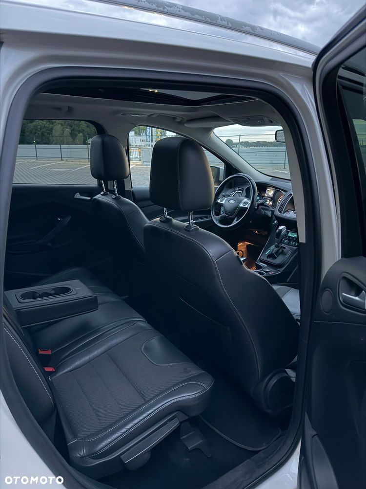 Ford Kuga - 21