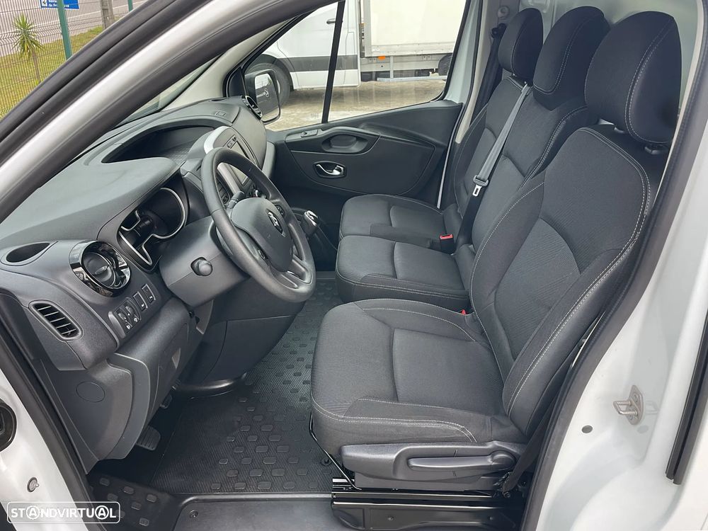 Renault Trafic 2.0 dCi IVA Dedutível - 19