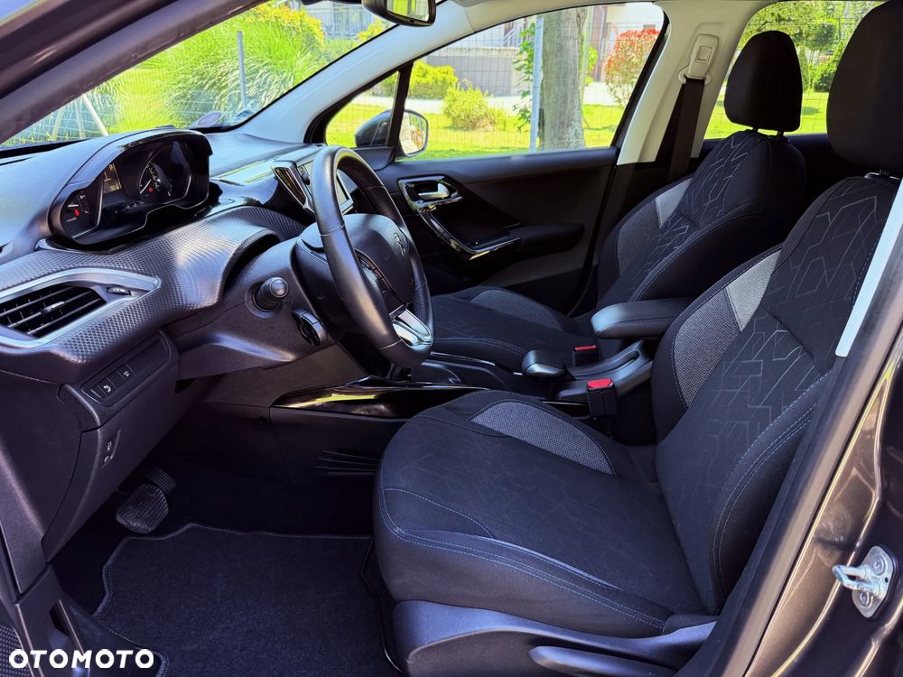 Peugeot 2008 PureTech 130 Stop&Start EAT6 Allure - 10