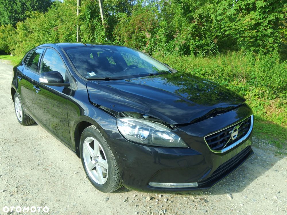 Volvo V40 T2 - 30