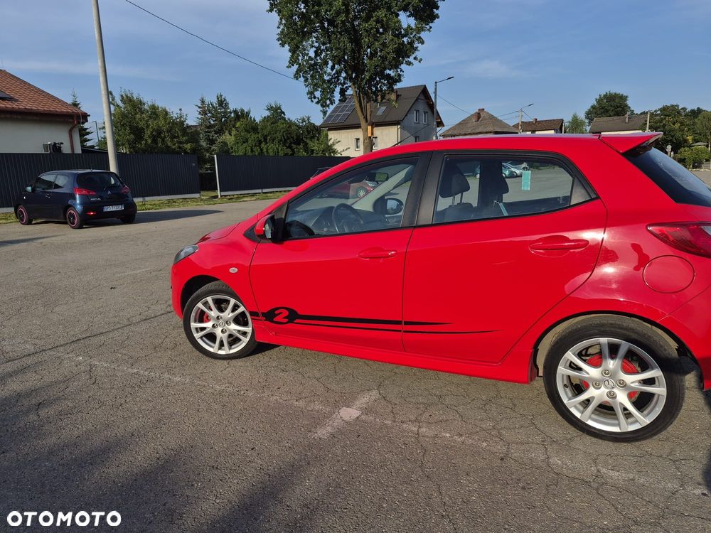 Mazda 2 - 3
