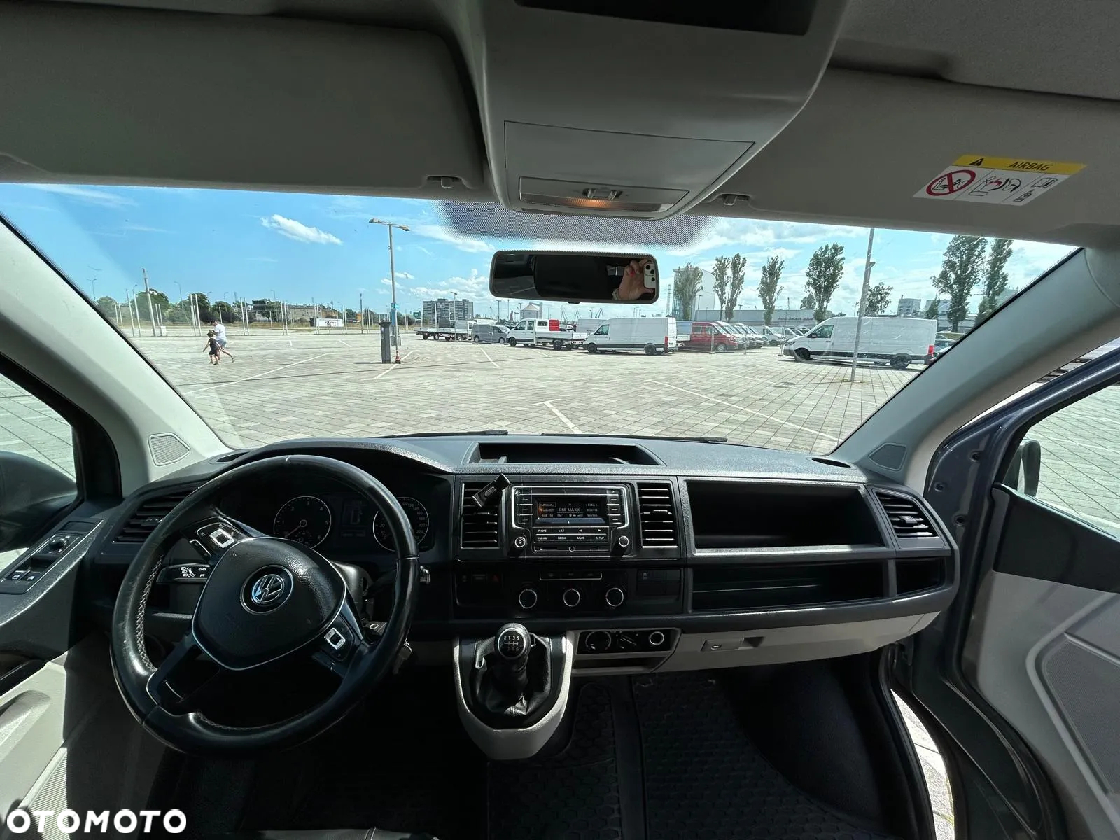 Volkswagen Transporter - 24