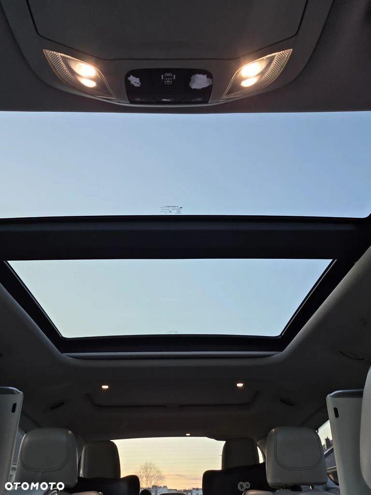 Chrysler Pacifica - 13