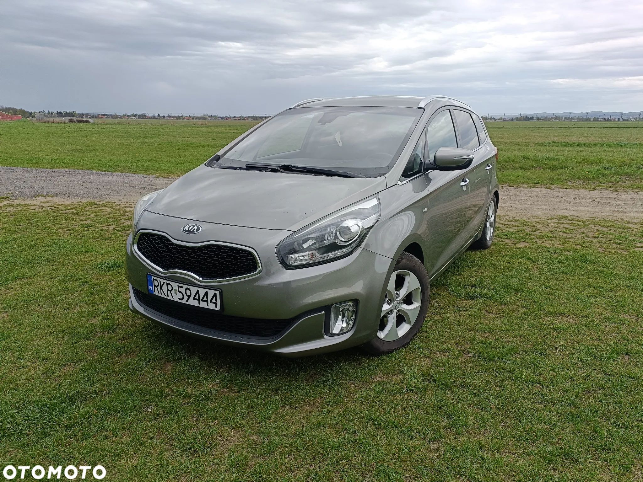 Kia Carens 1.7 CRDi Edition 7 - 1