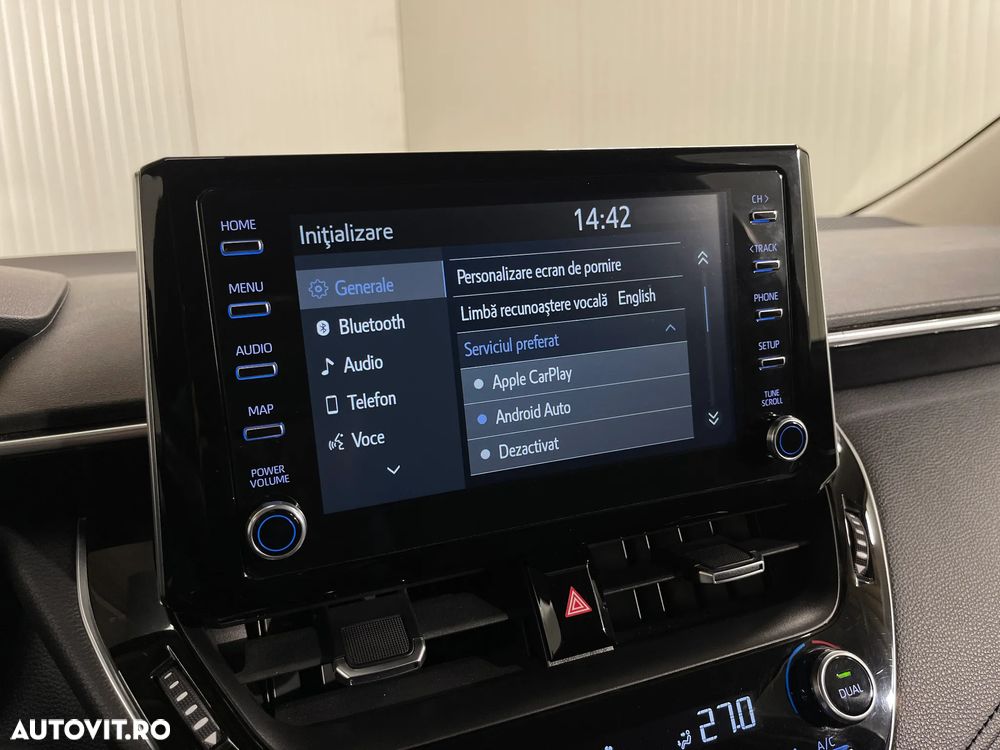 Toyota Corolla Sedan 1.8 HSD Business - 14