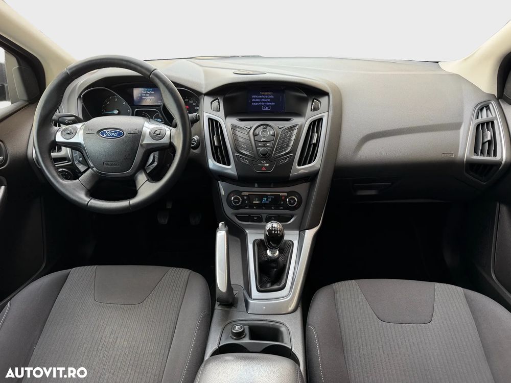 Ford Focus 1.6 TDCI DPF Start-Stopp-System Titanium - 8