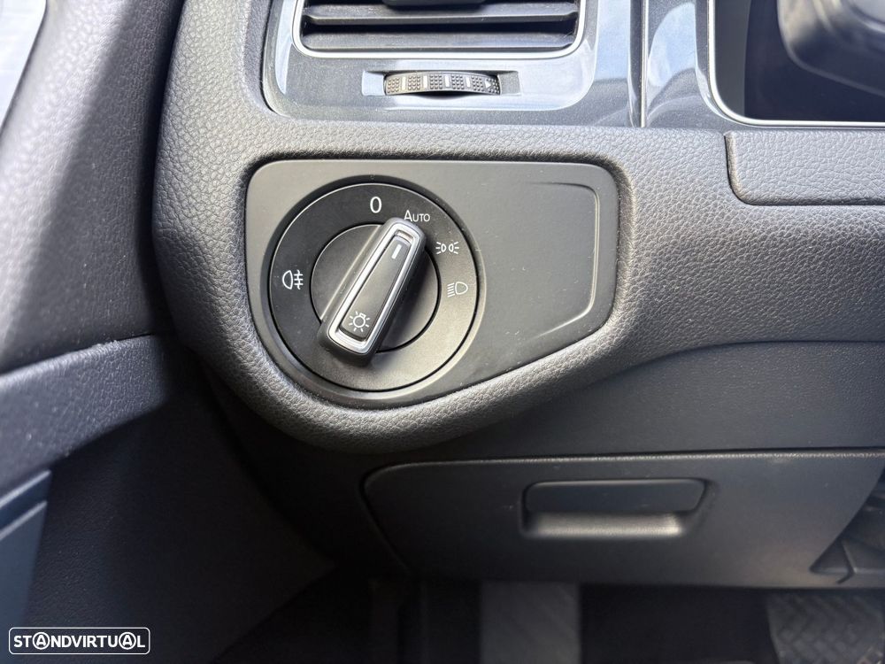 VW e-Golf AC/DC - 33