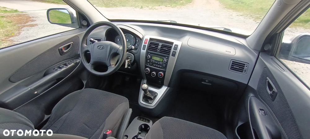 Hyundai Tucson 2.0 4WD GLS - 22
