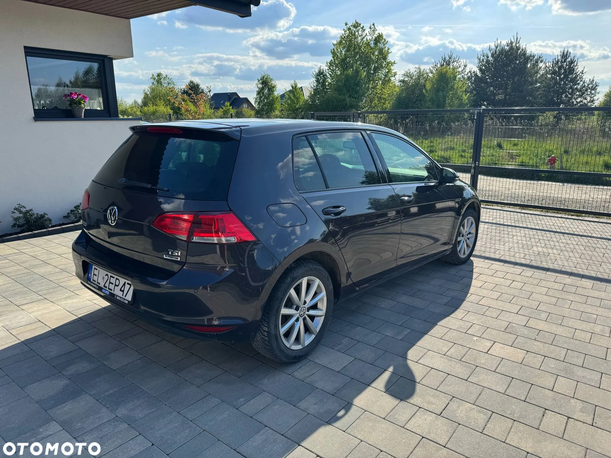 Volkswagen Golf VII 1.2 TSI BMT Trendline Perfectline - 2