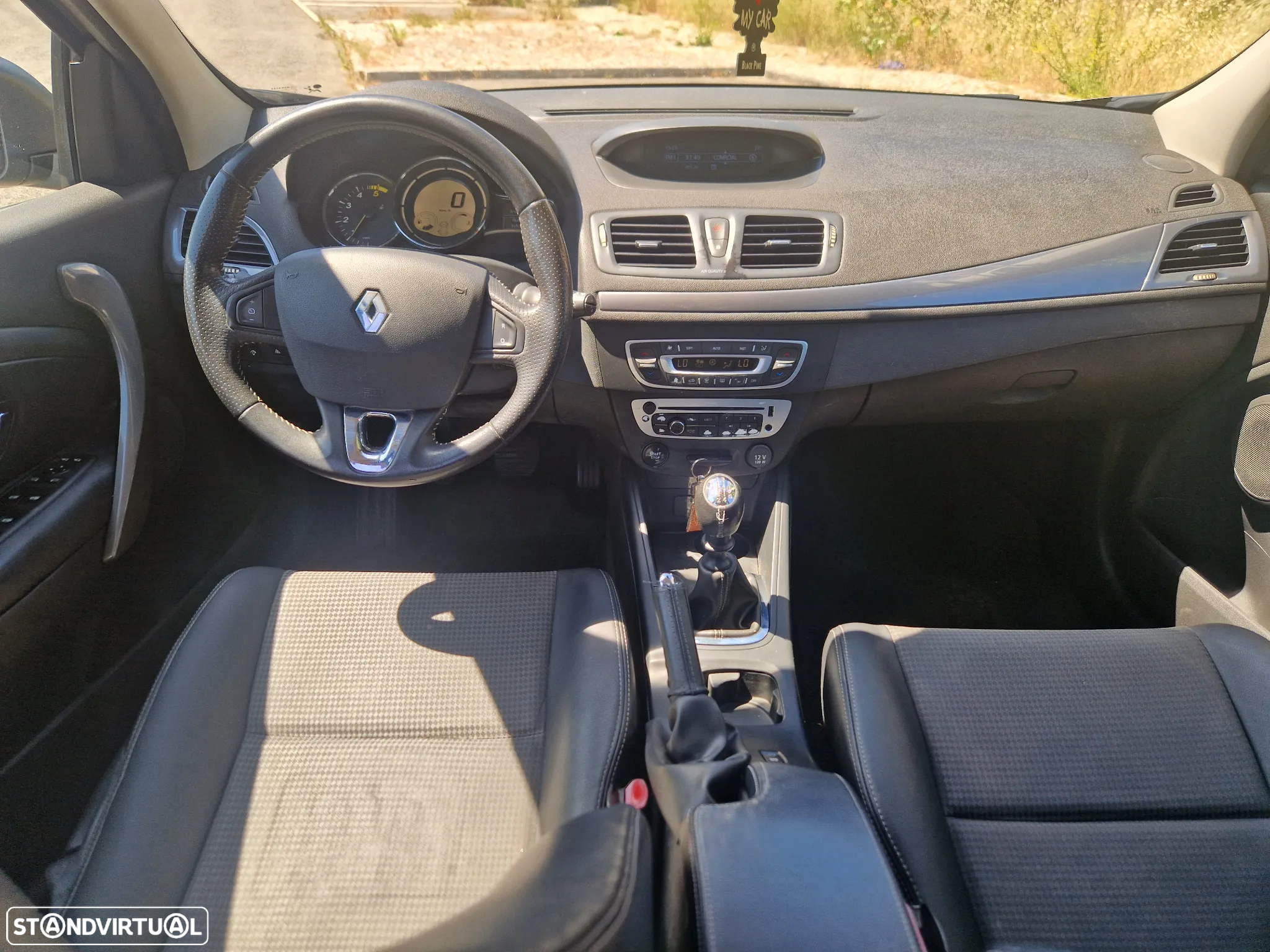 Renault Mégane Sport Tourer 1.5 dCi Dynamique S SS - 7