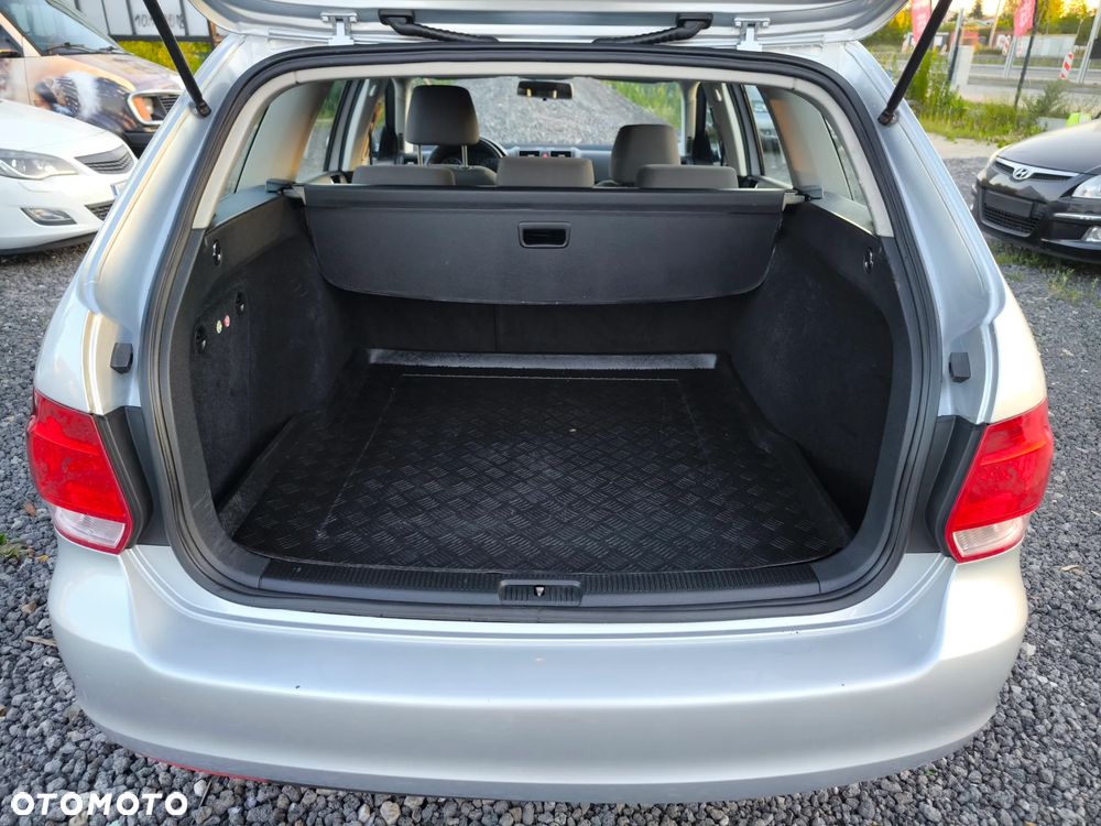 Volkswagen Golf - 9
