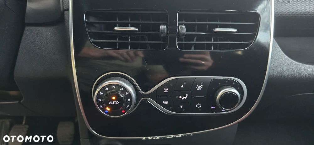 Renault Clio Energy TCe 90 Start & Stop Expression - 29