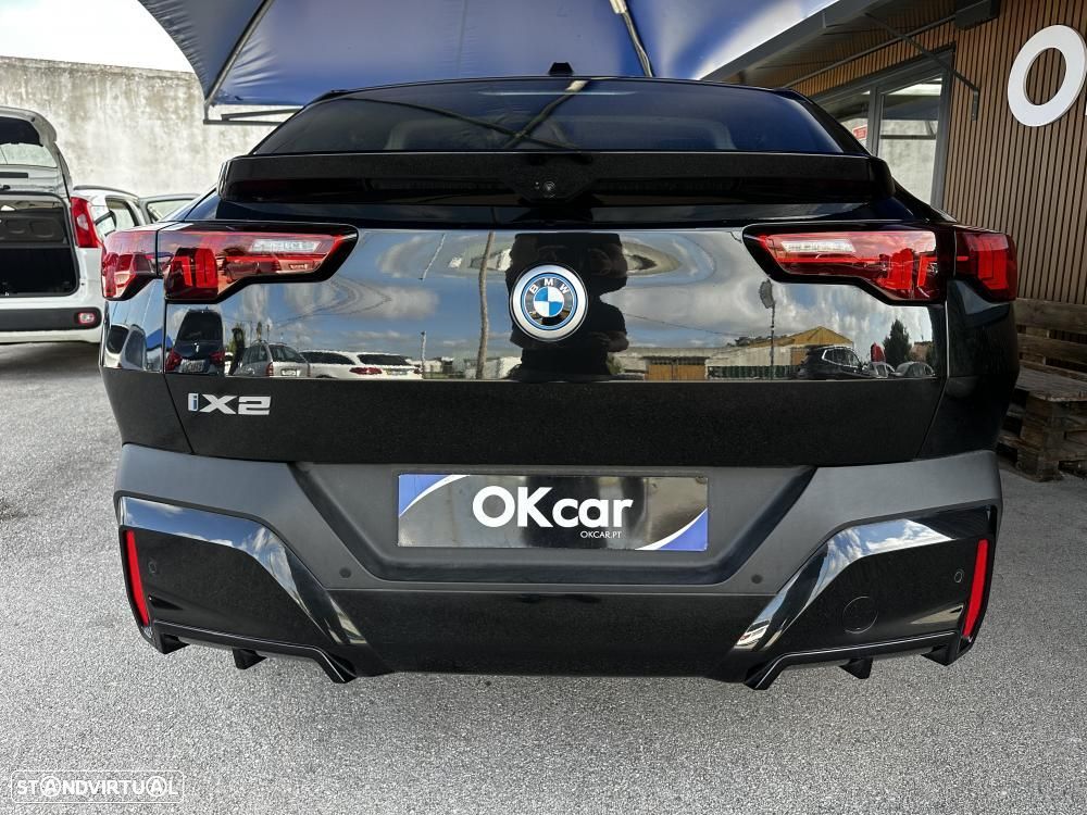 BMW iX2 eDrive20 — fotografia 13