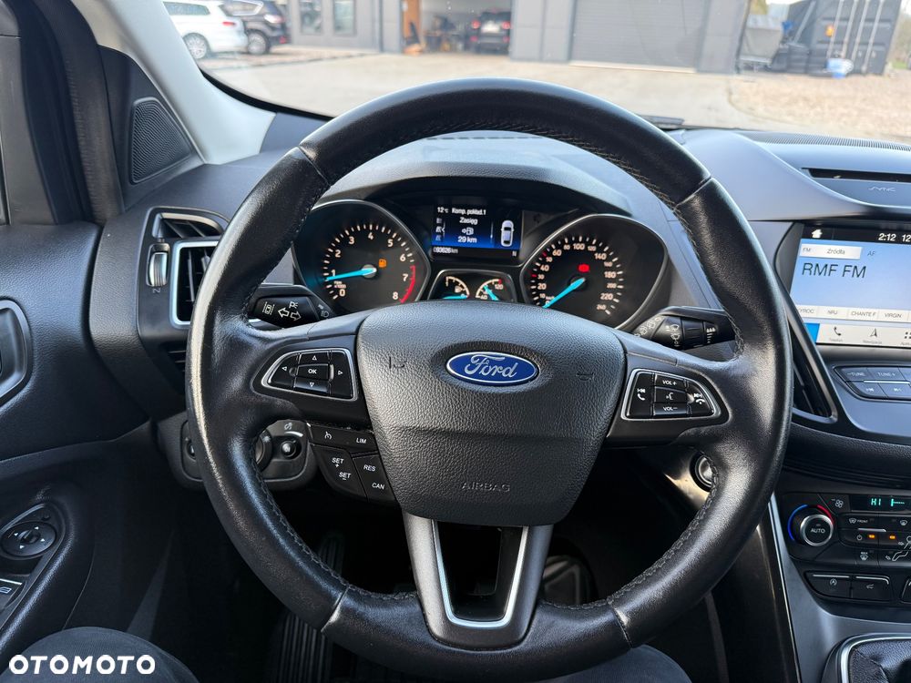 Ford Kuga 1.5 EcoBoost 2x4 Titanium - 22