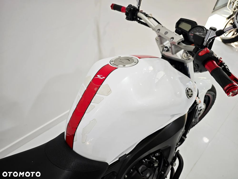 Yamaha FZ - 6