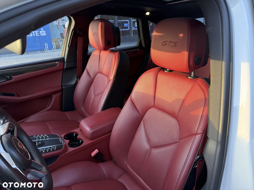 Porsche Macan GTS - 22