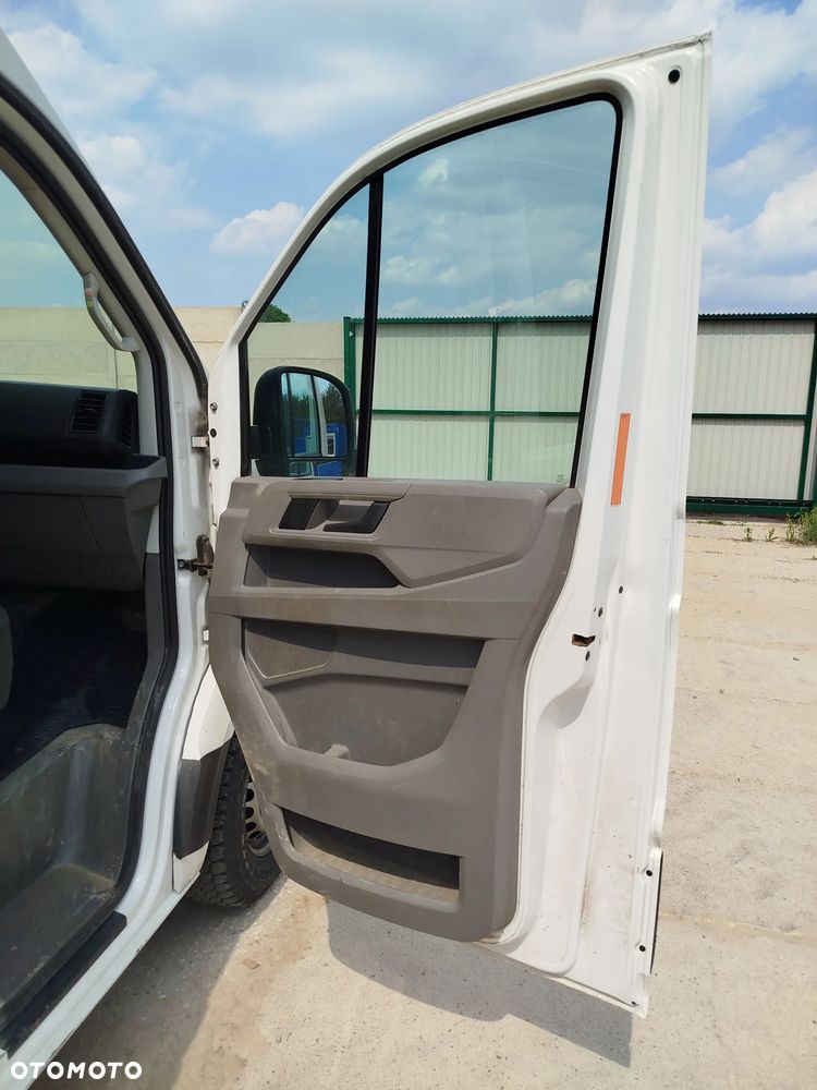Volkswagen CRAFTER - 14