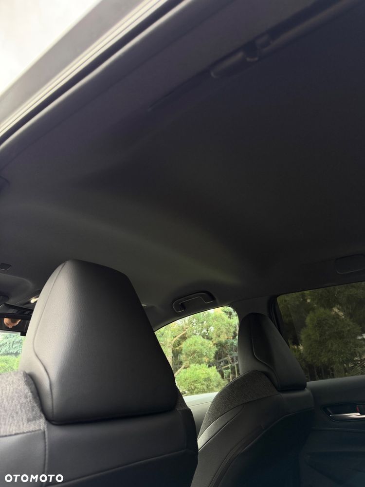 Toyota Corolla 1.8 Hybrid Comfort - 29