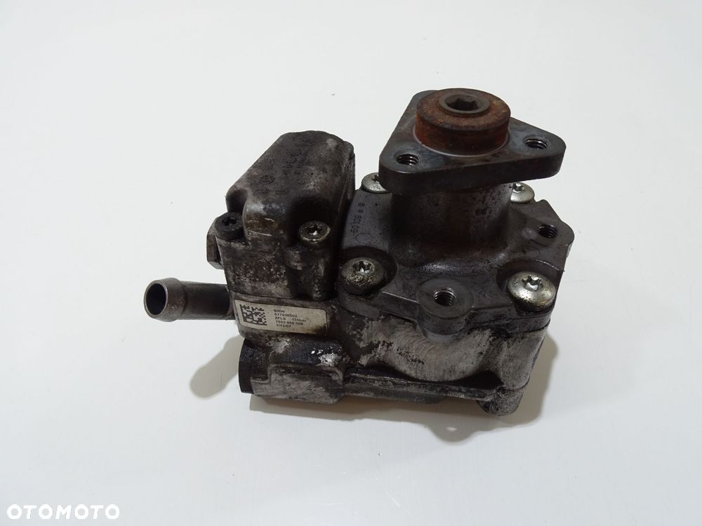 POMPA WSPOMAGANIA BMW E60 E61 6779365 (4817491)