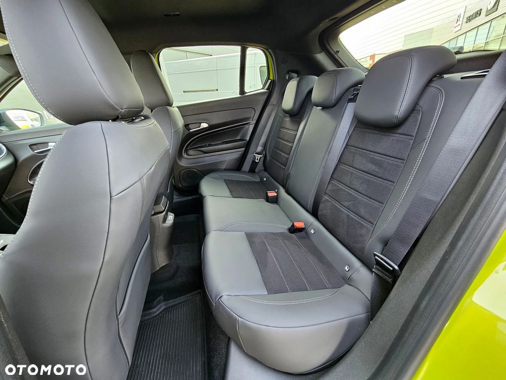 Fiat 600 1.2 Turbo Sport eDCT - 23