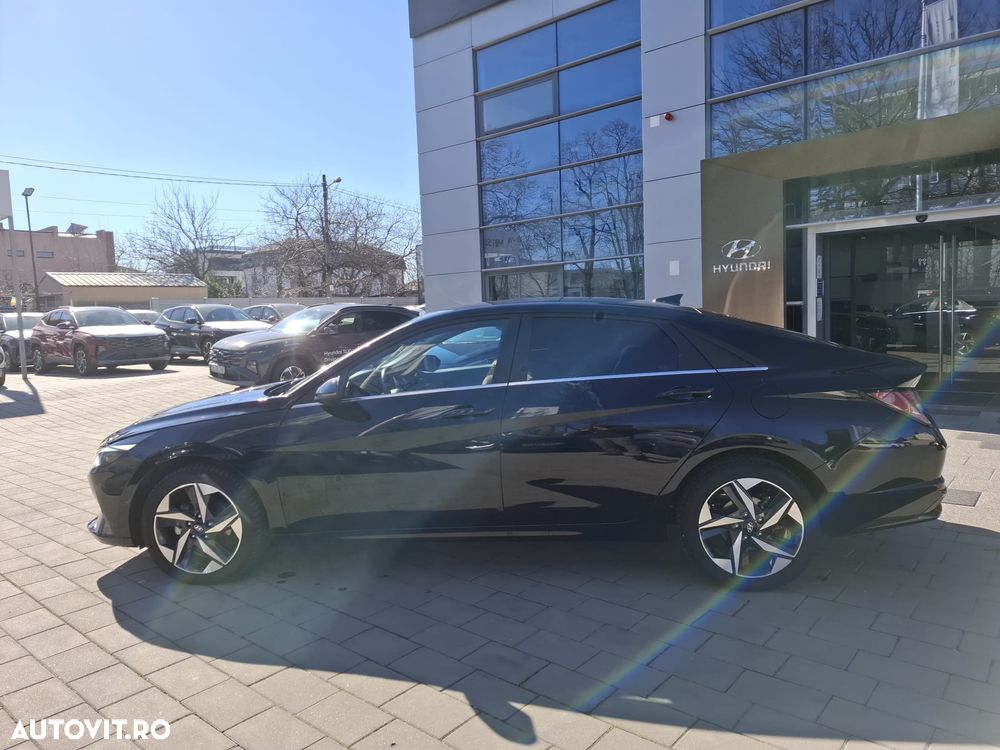 Hyundai Elantra 1.6 l 123 CP CVT Exclusive Navi - 3