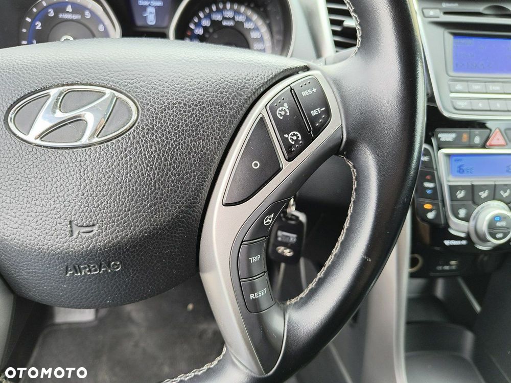 Hyundai i30 1.4 Premium - 21