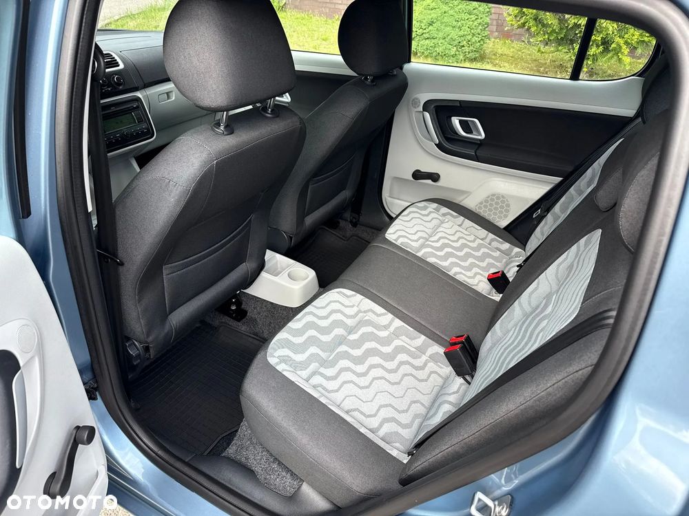 Skoda Fabia 1.4 16V Ambiente - 12
