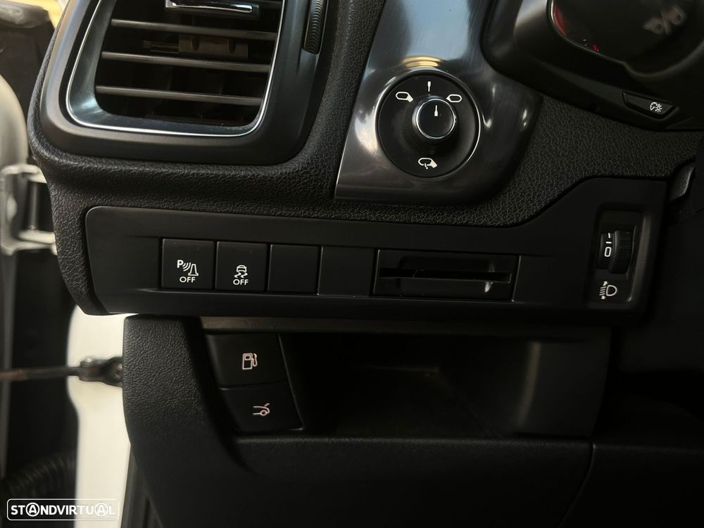 DS DS5 1.6 BlueHDi So Chic EAT6 - 19