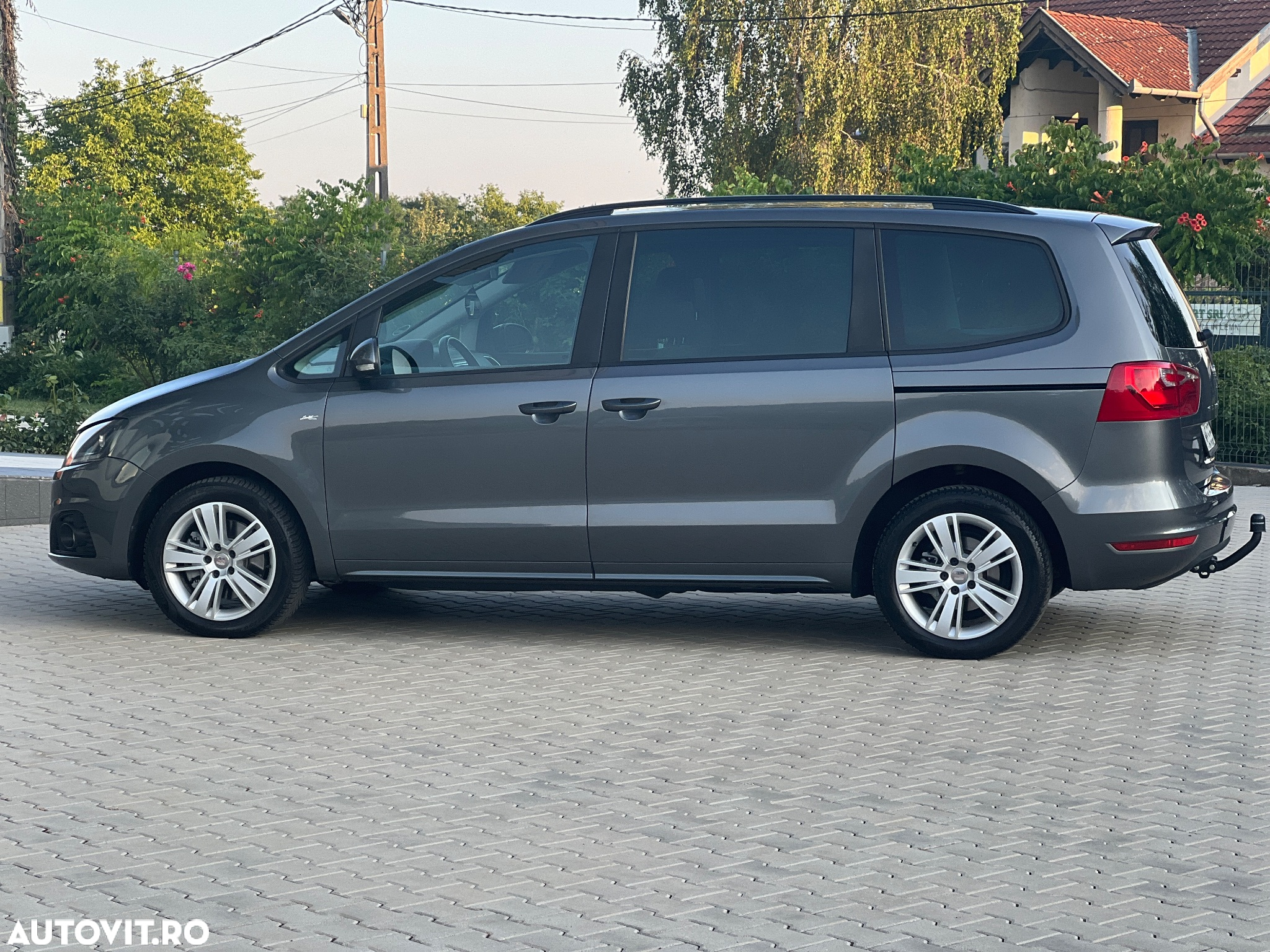Seat Alhambra 2.0 TDI Ecomotive Reference - 26