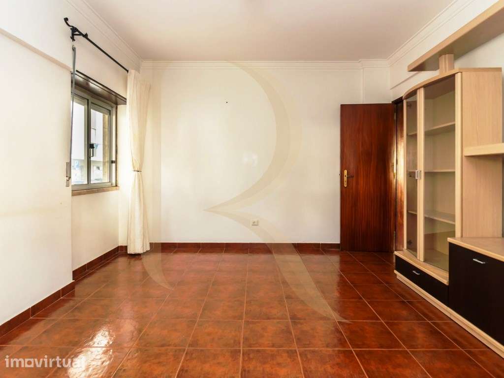 Apartamento T2 na Torre da Marinha - Grande imagem: 5/13