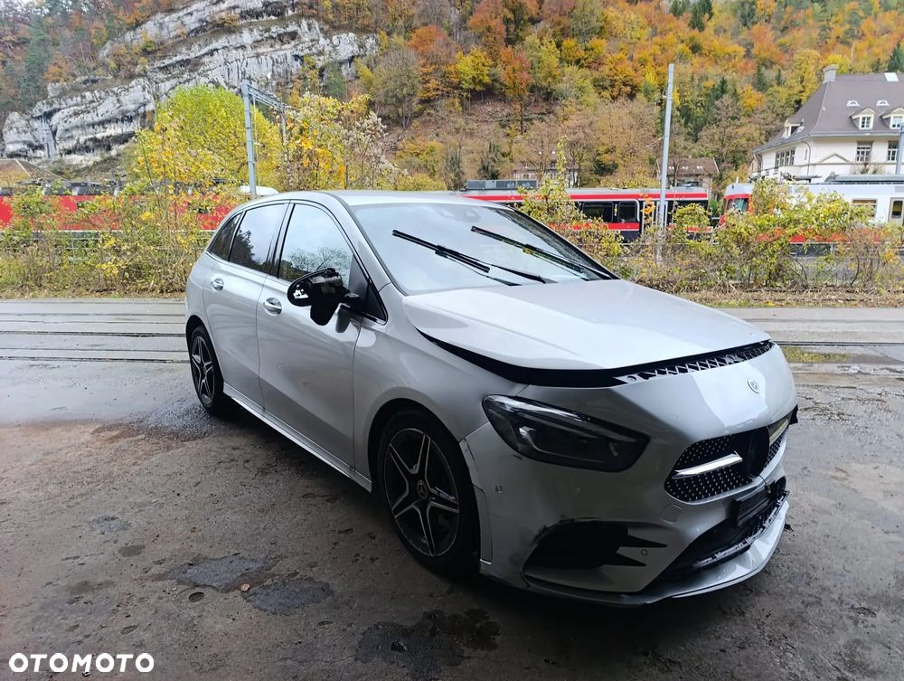 Mercedes-Benz Klasa B 250 4Matic 7G-DCT AMG Line - 1