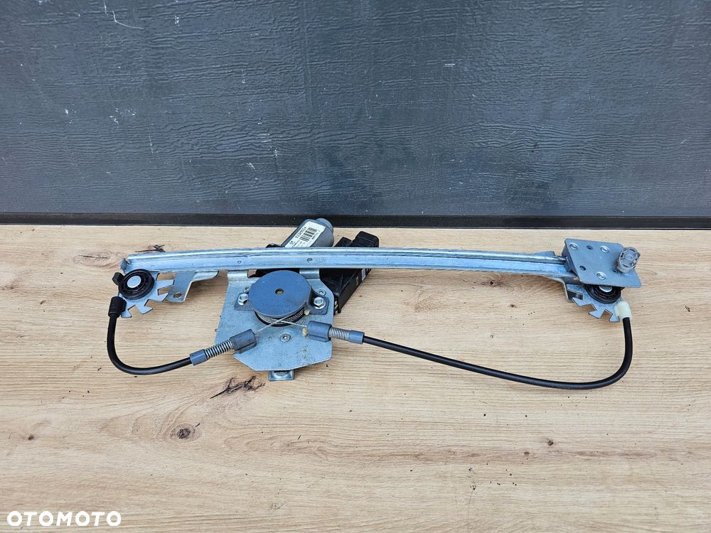 PODNOŚNIK ELEKTRYCZNY SZYBY PRAWY TYŁ OPEL MERIVA A EUROPA 93389554 - 11