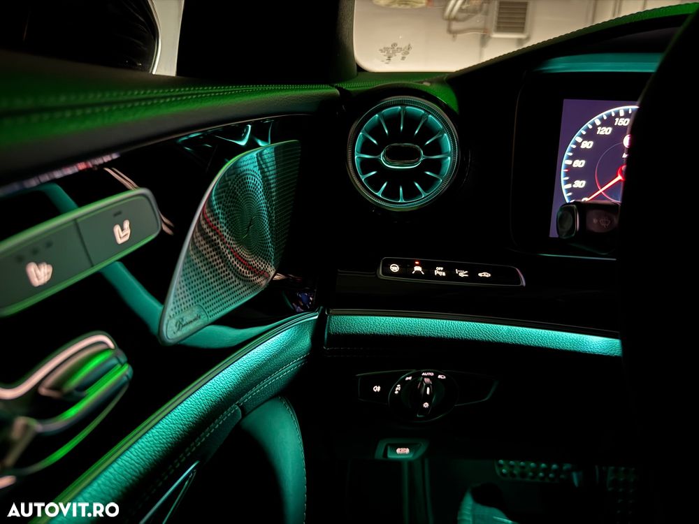Mercedes-Benz AMG GT 4-door Coupe - 12