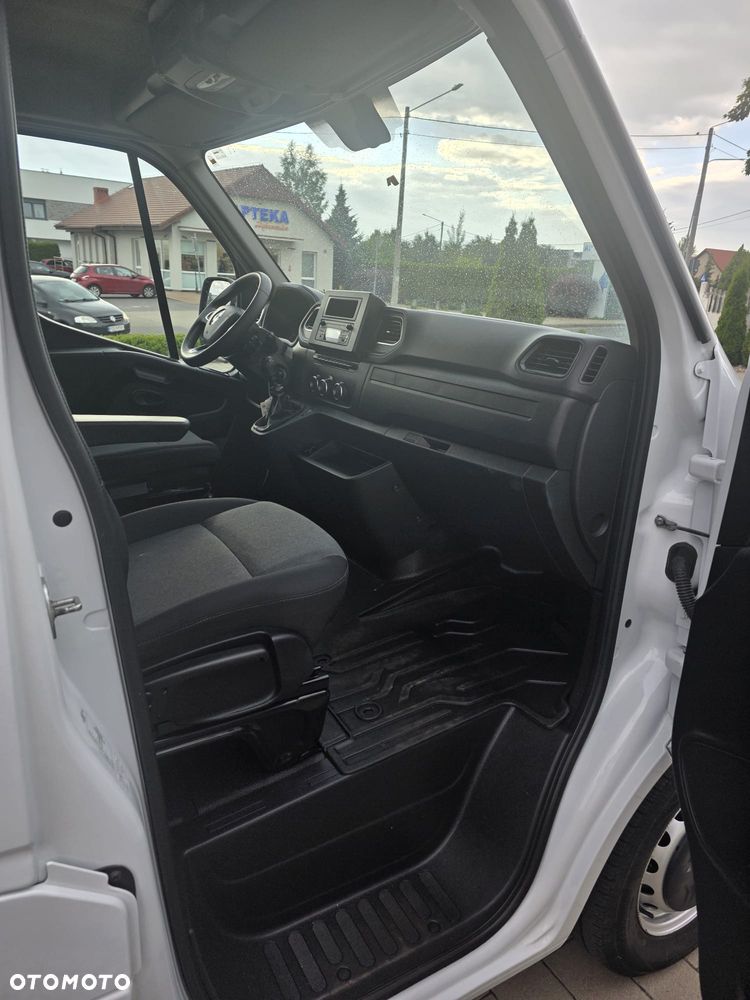 Renault Master - 11