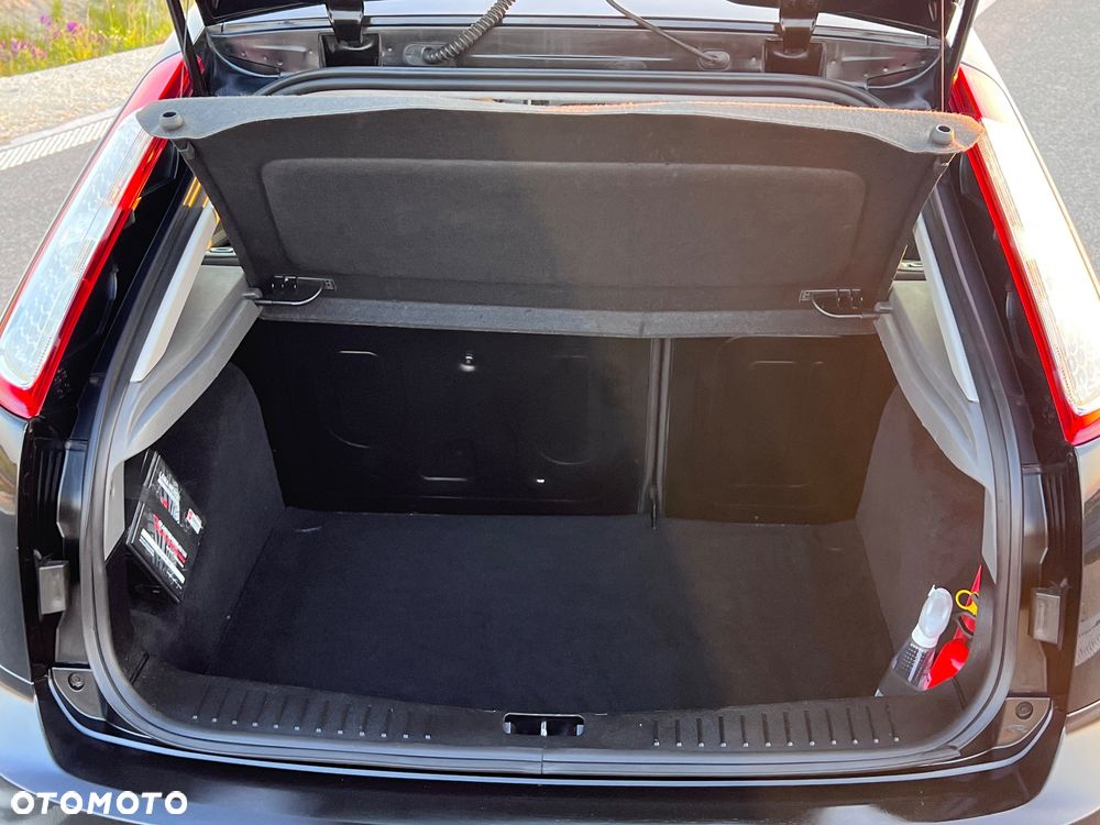 Ford Focus 1.6 TDCi Trend - 9