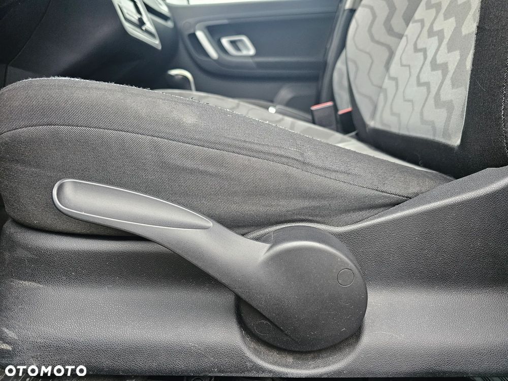 Skoda Roomster 1.4 16V PLUS EDITION - 21