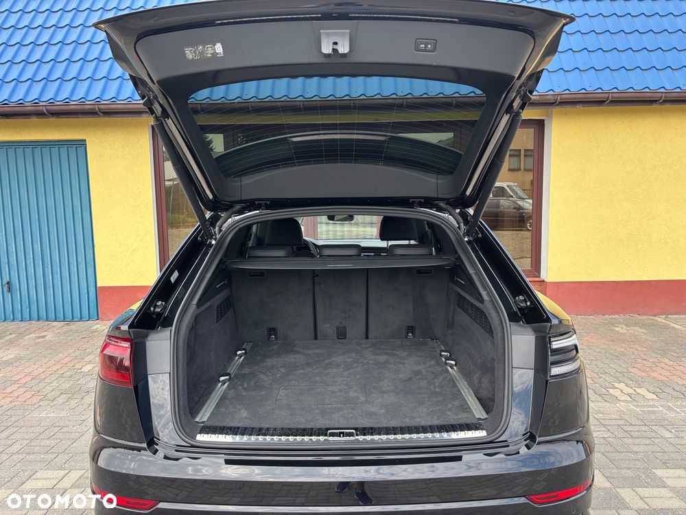 Audi Q8 60 TFSI e Quattro Tiptronic - 12